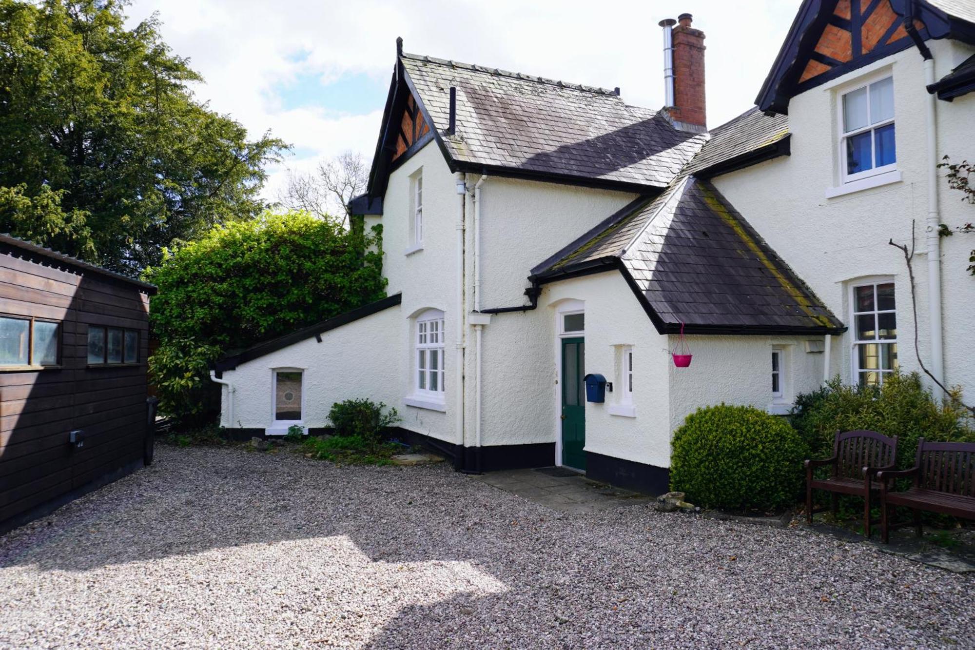 The Old Vicarage Self-Contained Apartments Lydbury North Exterior photo